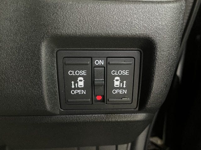 HONDA N BOX CUSTOM 2025