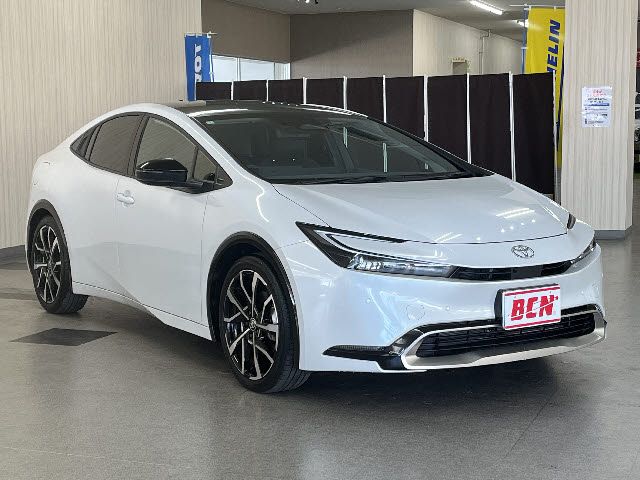 TOYOTA PRIUS PHV 2024