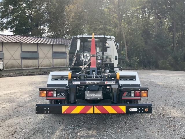 MITSUBISHI FUSOU FIGHTER 2025