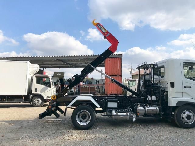 MITSUBISHI FUSOU FIGHTER 2025