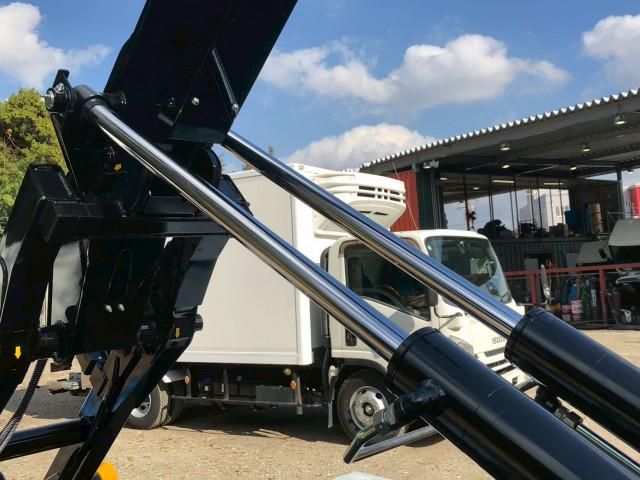 MITSUBISHI FUSOU FIGHTER 2025