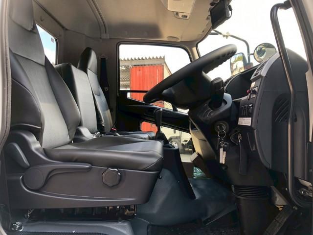 MITSUBISHI FUSOU FIGHTER 2025