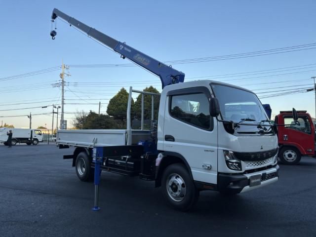 MITSUBISHI CANTER 2025