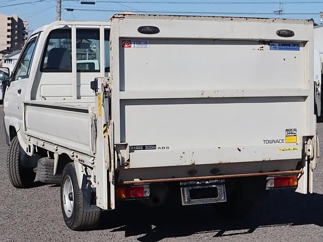 TOYOTA TOWNACE truck 2WD 2004