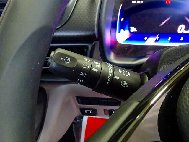 MITSUBISHI CANTER 2025