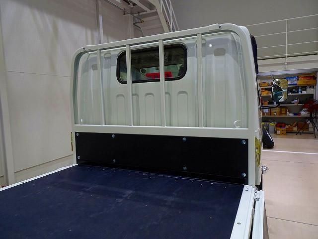 MITSUBISHI CANTER 2025