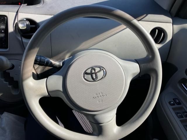 TOYOTA SIENTA 2007