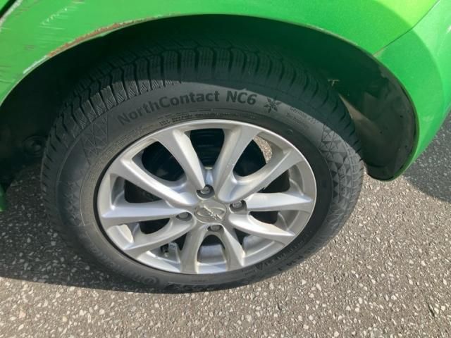 MAZDA DEMIO 4WD 2010