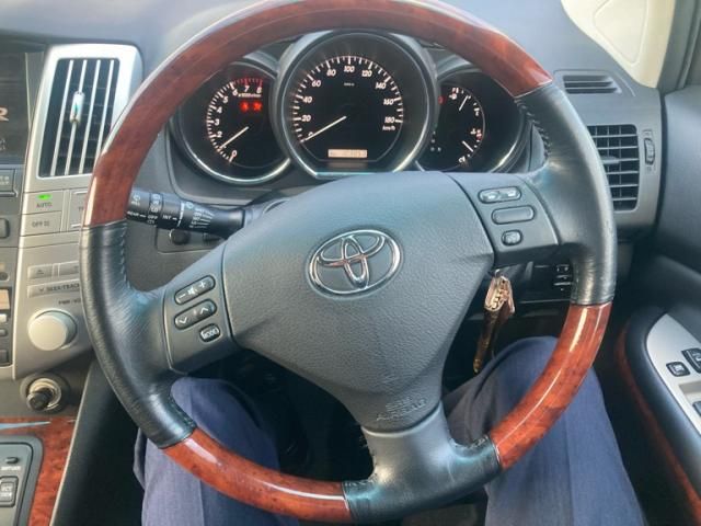TOYOTA HARRIER 2WD 2009