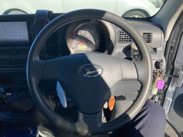 DAIHATSU HIJET CARGO 2015