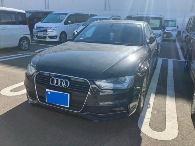 AUDI AUDI A4 2013