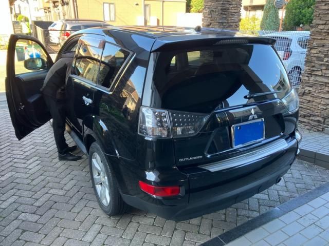 MITSUBISHI OUTLANDER 4WD 2010