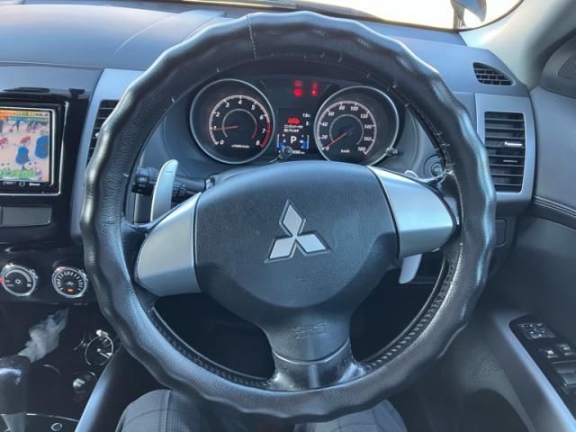 MITSUBISHI OUTLANDER 4WD 2010