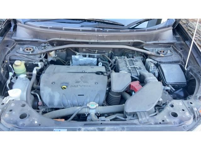 MITSUBISHI OUTLANDER 4WD 2010