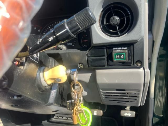 TOYOTA LANDCRUISER van 2002