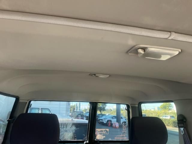 TOYOTA LANDCRUISER van 2002