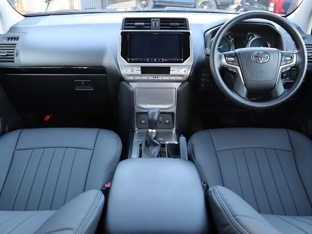 TOYOTA LANDCRUISER PRADO 2021