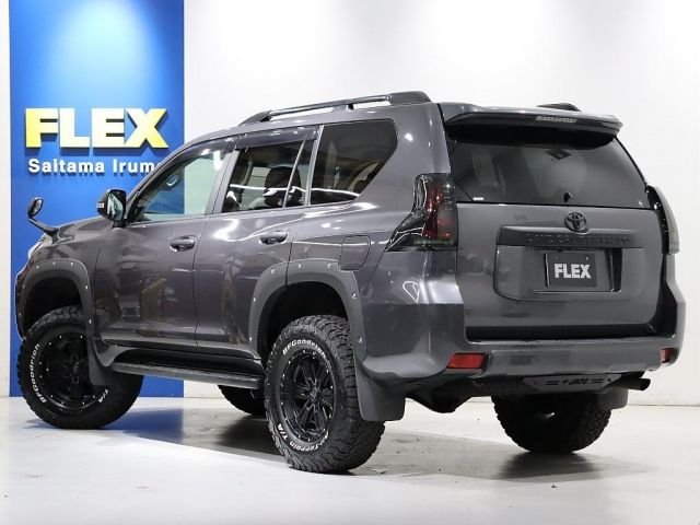 TOYOTA LANDCRUISER PRADO 2021