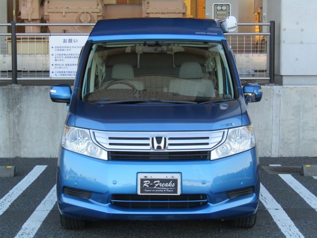 HONDA STEPWAGON 2012