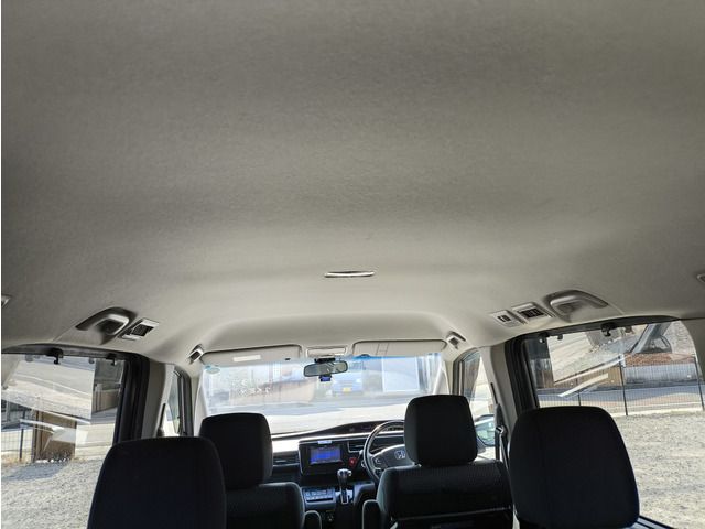 HONDA STEPWAGON SPADA 2015