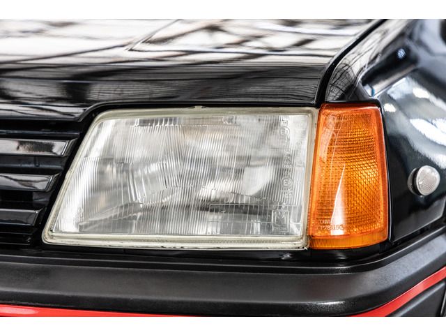 PEUGEOT PEUGEOT 205 1988