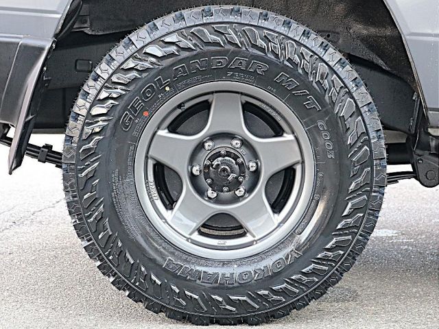 TOYOTA LANDCRUISER van 1999