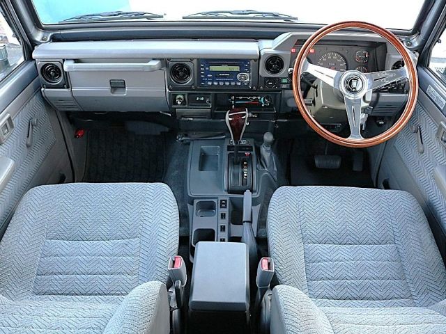 TOYOTA LANDCRUISER van 1999