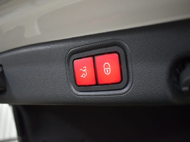 MERCEDES BENZ MERCEDES BENZ E class sedan 2017