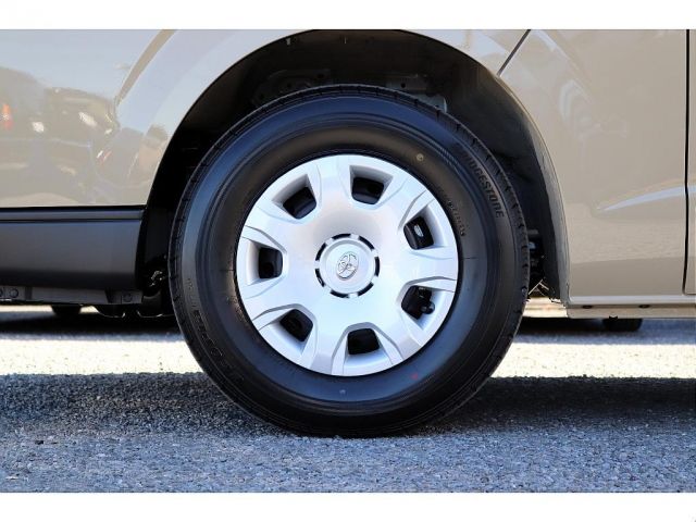 TOYOTA HIACE van 2WD 2025