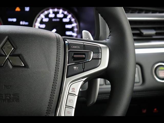 MITSUBISHI DELICA D:5 4WD 2024