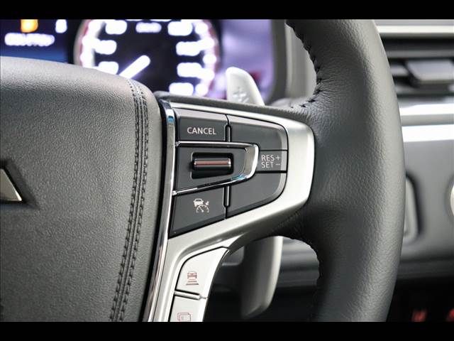 MITSUBISHI DELICA D:5 4WD 2024