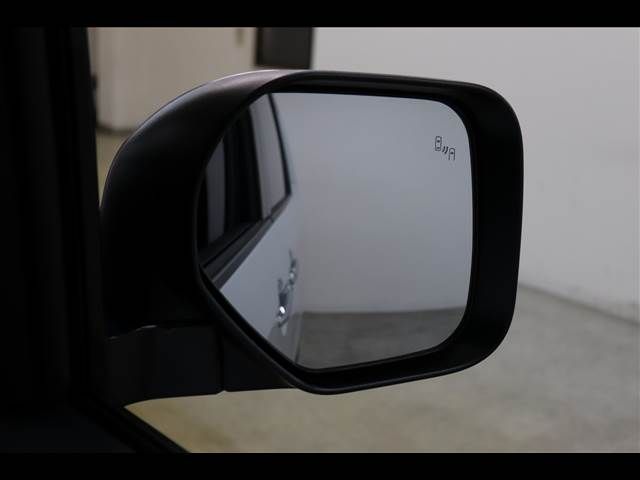 MITSUBISHI DELICA D:5 4WD 2024