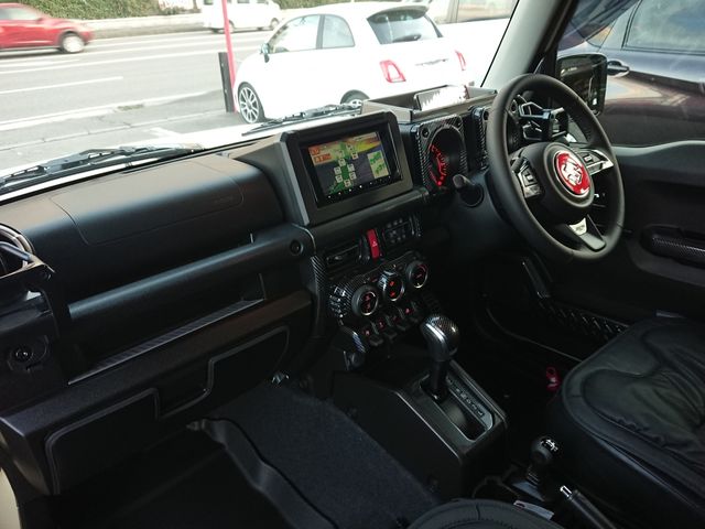 SUZUKI JIMNY 4WD 2025