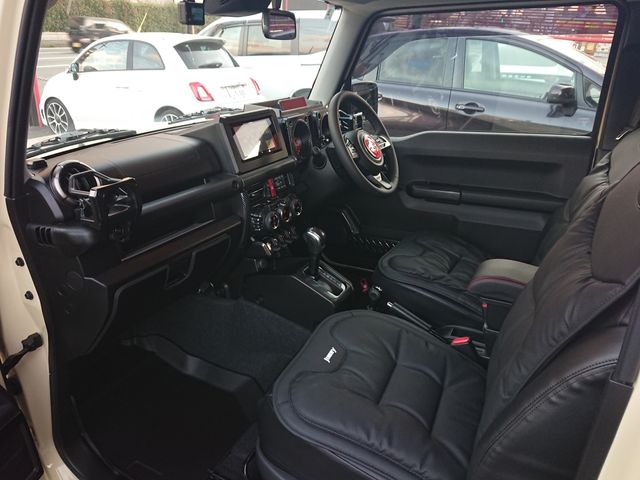 SUZUKI JIMNY 4WD 2025