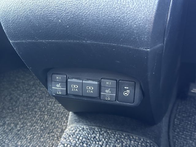 TOYOTA SIENTA HYBRID 2020