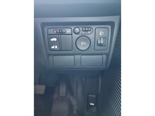 HONDA FREED 2009