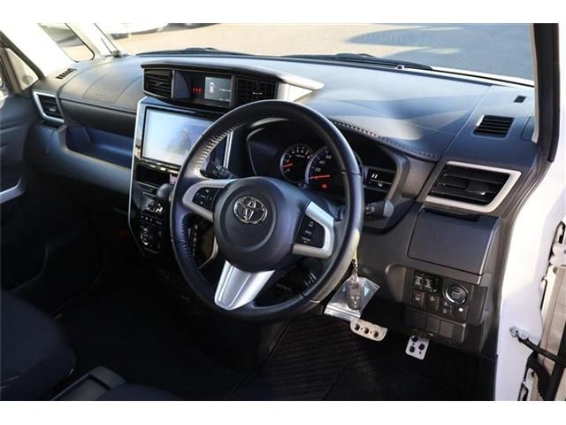 TOYOTA TANK 4WD 2016