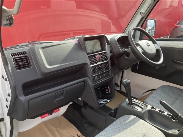 NISSAN NT100 CLIPPER 2024