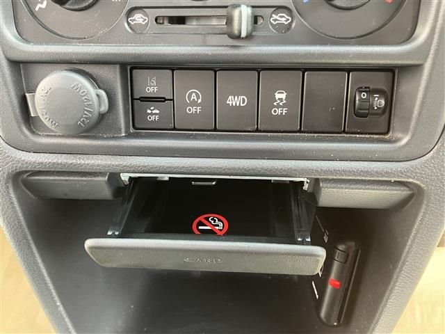 NISSAN NT100 CLIPPER 2024