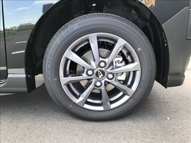 DAIHATSU TANTO FAN CROSS 2025