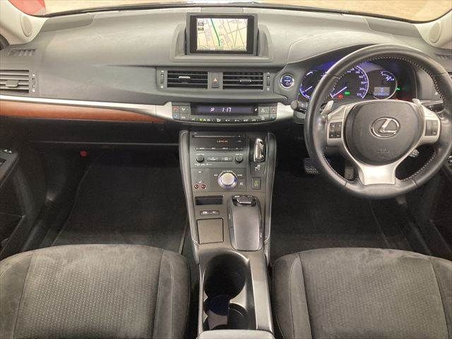 TOYOTA LEXUS CT200h 2011