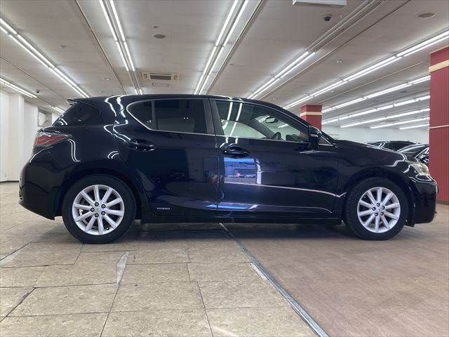 TOYOTA LEXUS CT200h 2011