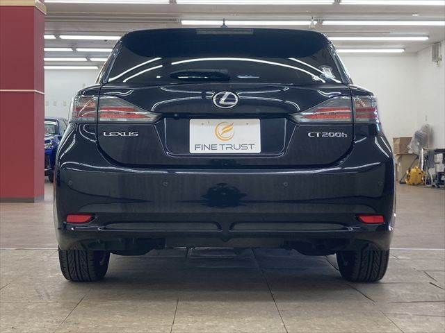 TOYOTA LEXUS CT200h 2011