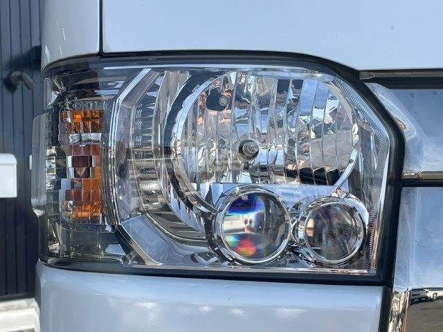 TOYOTA HIACE van 2WD 2018