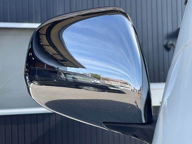 TOYOTA HIACE van 2WD 2018