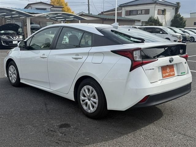 TOYOTA PRIUS 2020