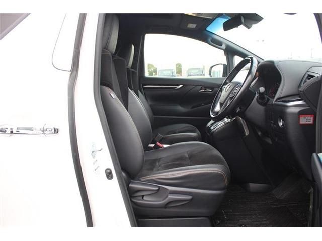 TOYOTA VELLFIRE 2020