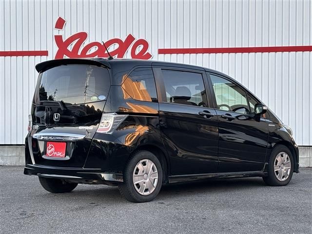 HONDA FREED HYBRID 2013
