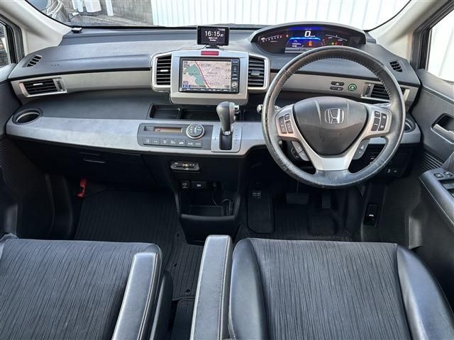 HONDA FREED HYBRID 2013