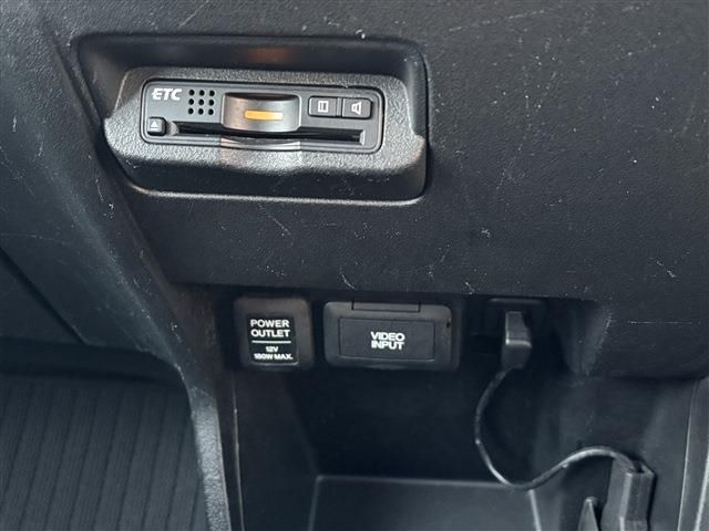 HONDA FREED HYBRID 2013